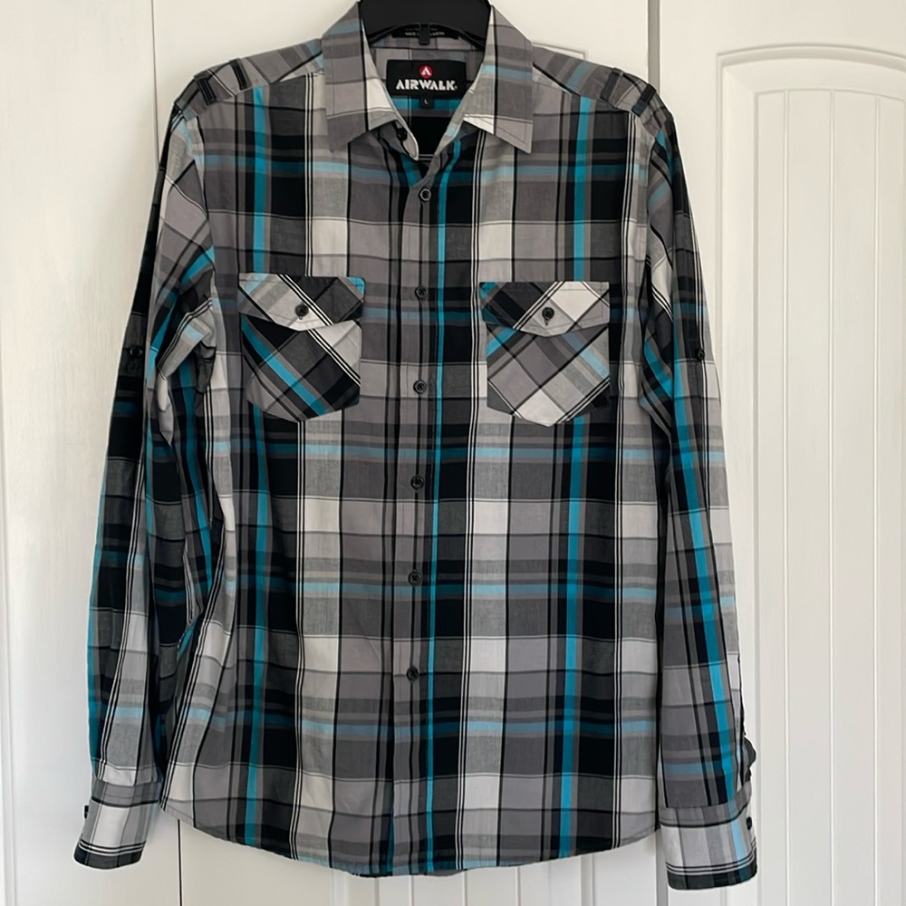 Airwalk Mens Shirt
Size Large
